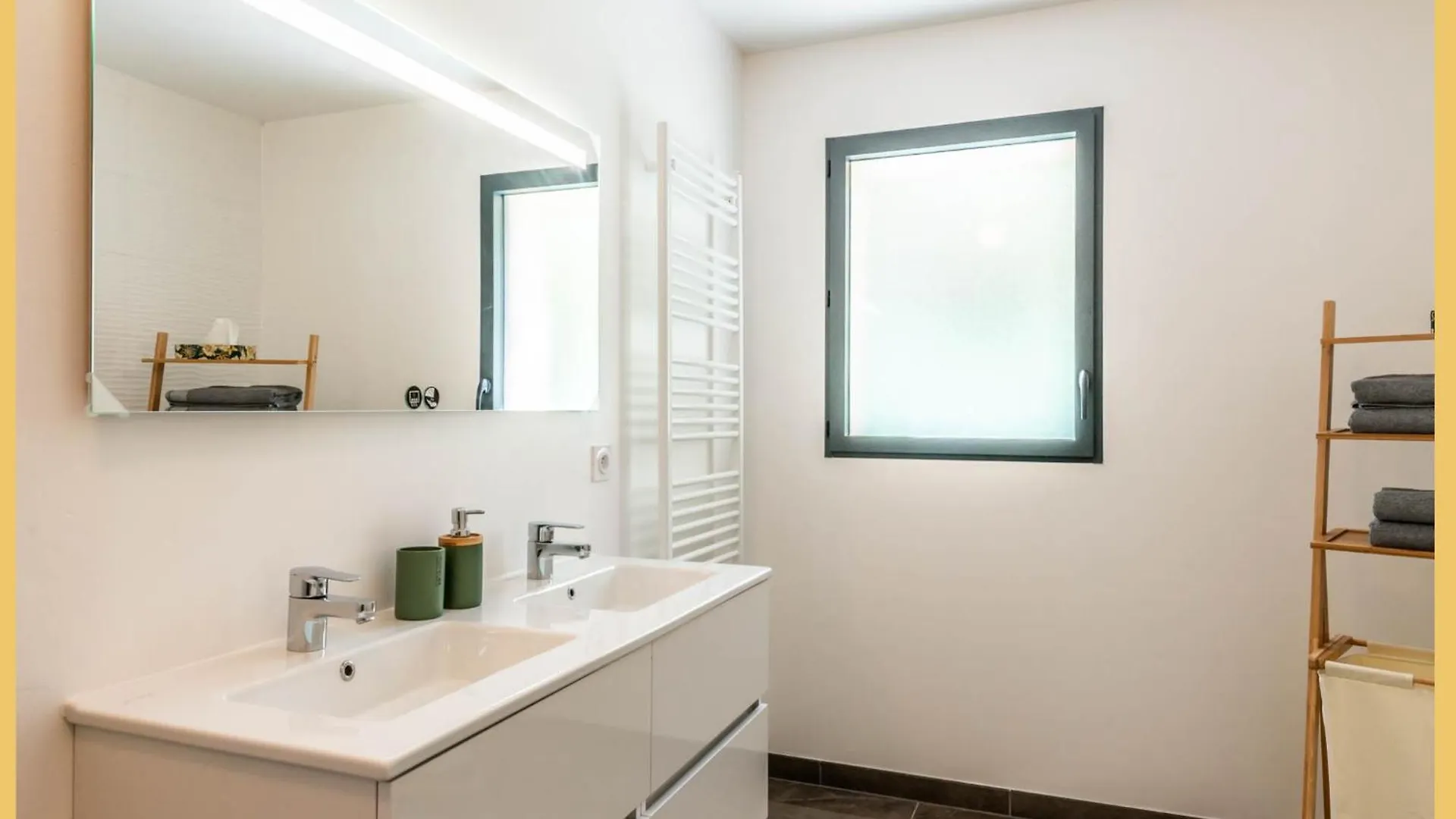 Zen Vanilla Home, Maison Exotique Entre Annecy Et Geneve France